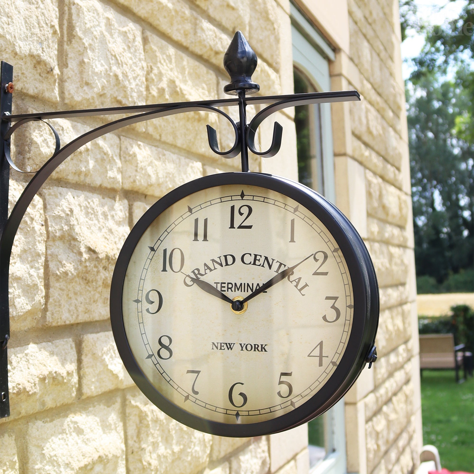 Wall Clocks