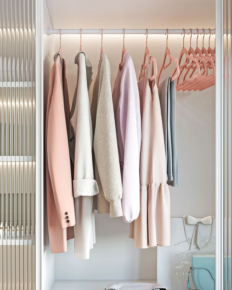 Velvet Clothes Hangers | Non Slip Space Saving Wardrobe Set