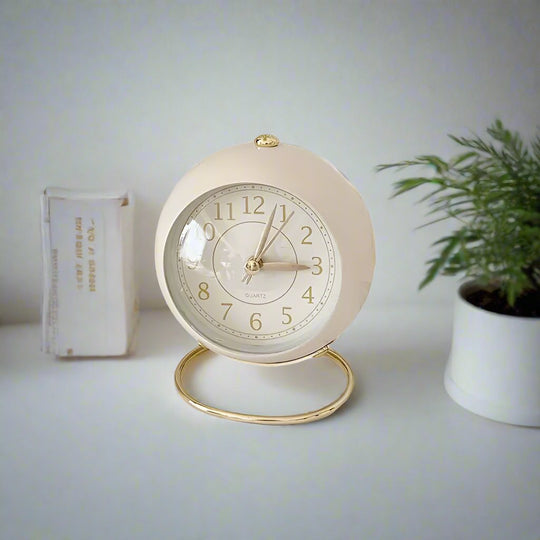 Retro Alarm Clock | Brass-Tone Ring Stand Design