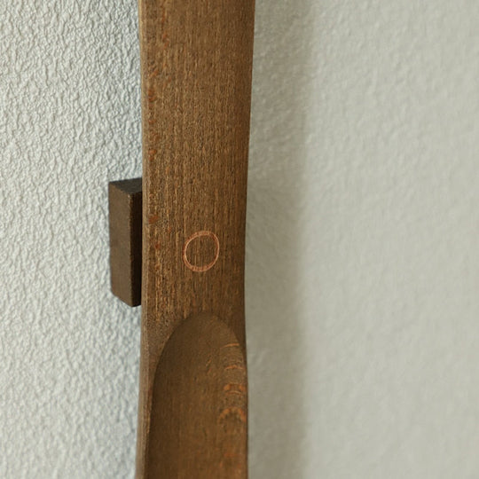 Wood Shoehorn | Long Handle Magnetic Mount