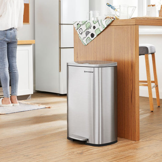 Step Pedal Trash Can | Quiet Close Lid For Kitchens