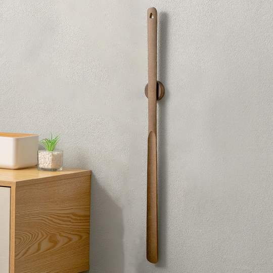 Wood Shoehorn | Long Handle Magnetic Mount